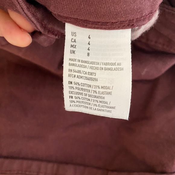 Burgandy American Eagle Shorts | Size 4 - Picture 4 of 5